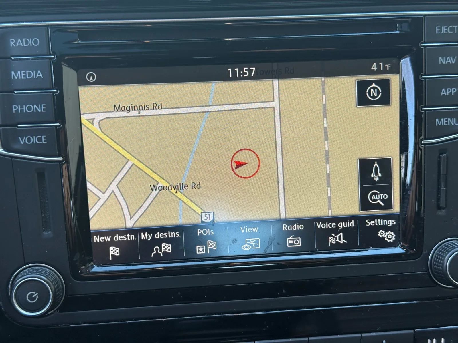 Used 2018 Volkswagen Passat 3.6 SEL Premium image 25