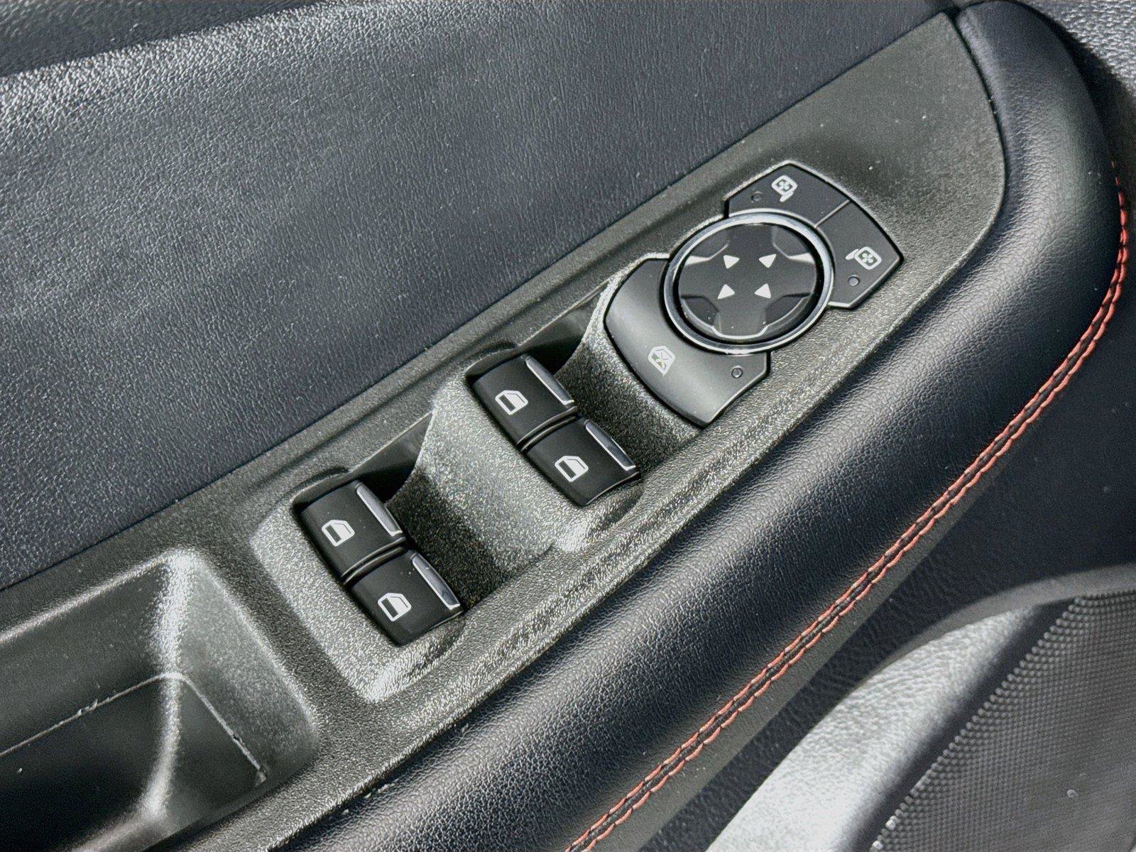Used 2021 Ford Edge ST-Line FWD image 30