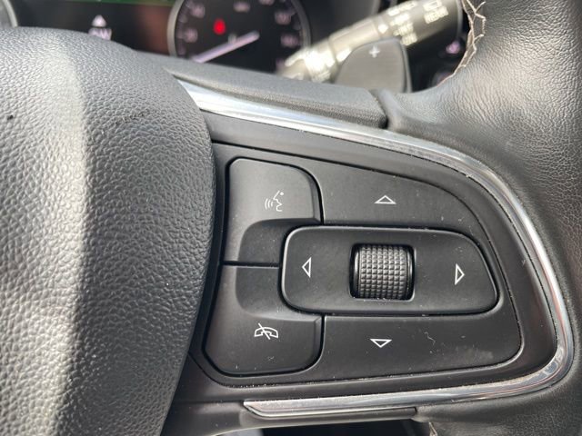 Used 2023 Buick Envision Essence image 30