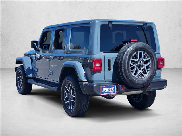 Used 2024 Jeep Wrangler Sahara image 8