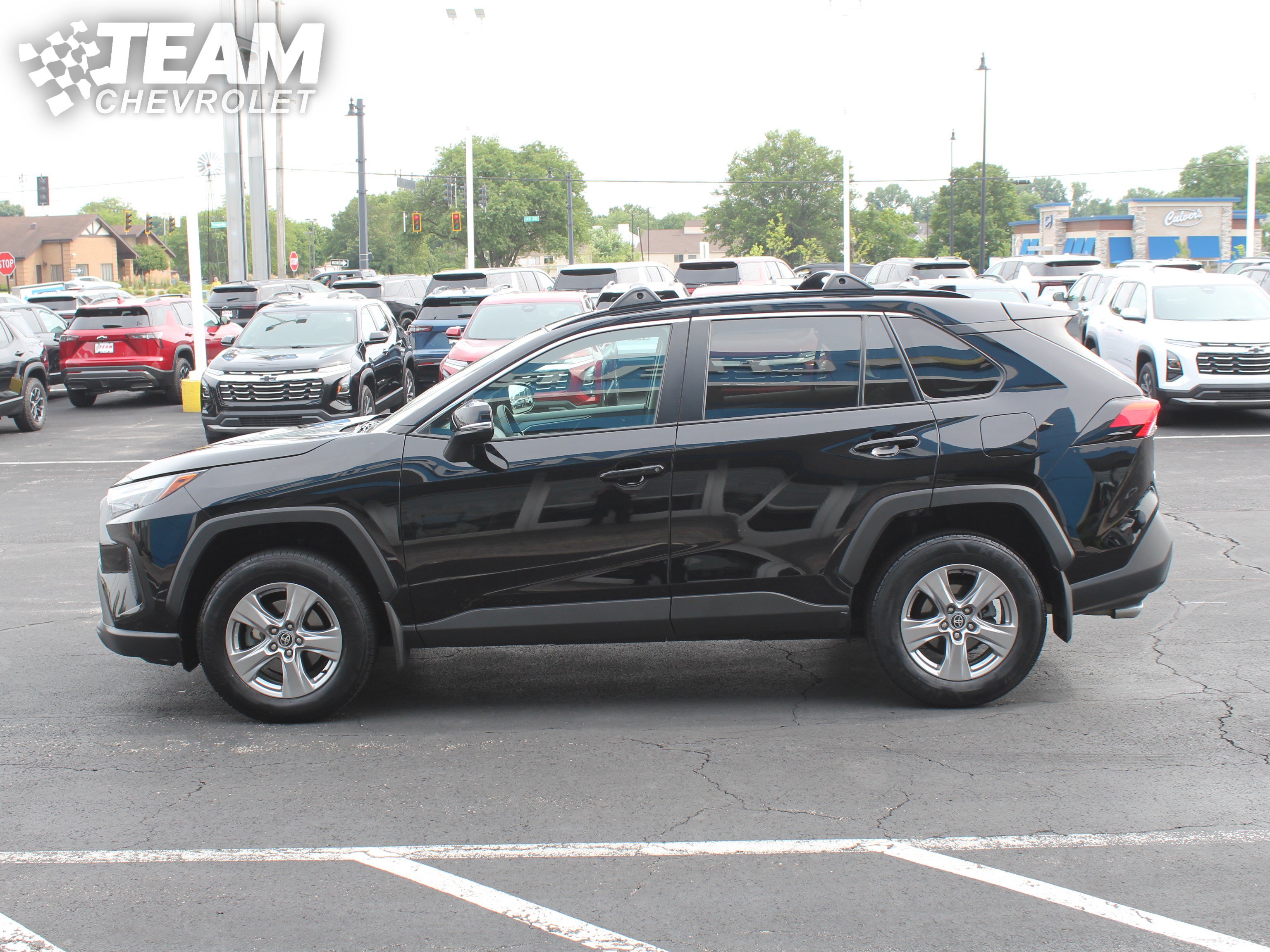Used 2023 Toyota RAV4 XLE w/ Convenience Package AWD/4WD image 7