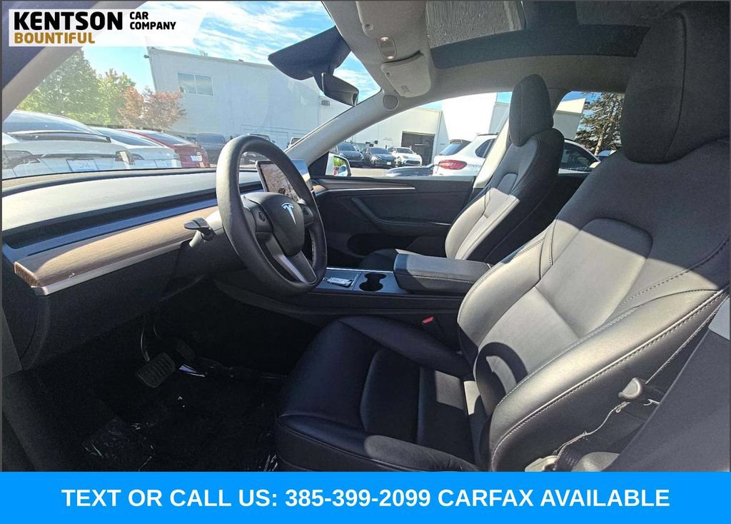 Used 2023 Tesla Model Y Long Range AWD/4WD image 3