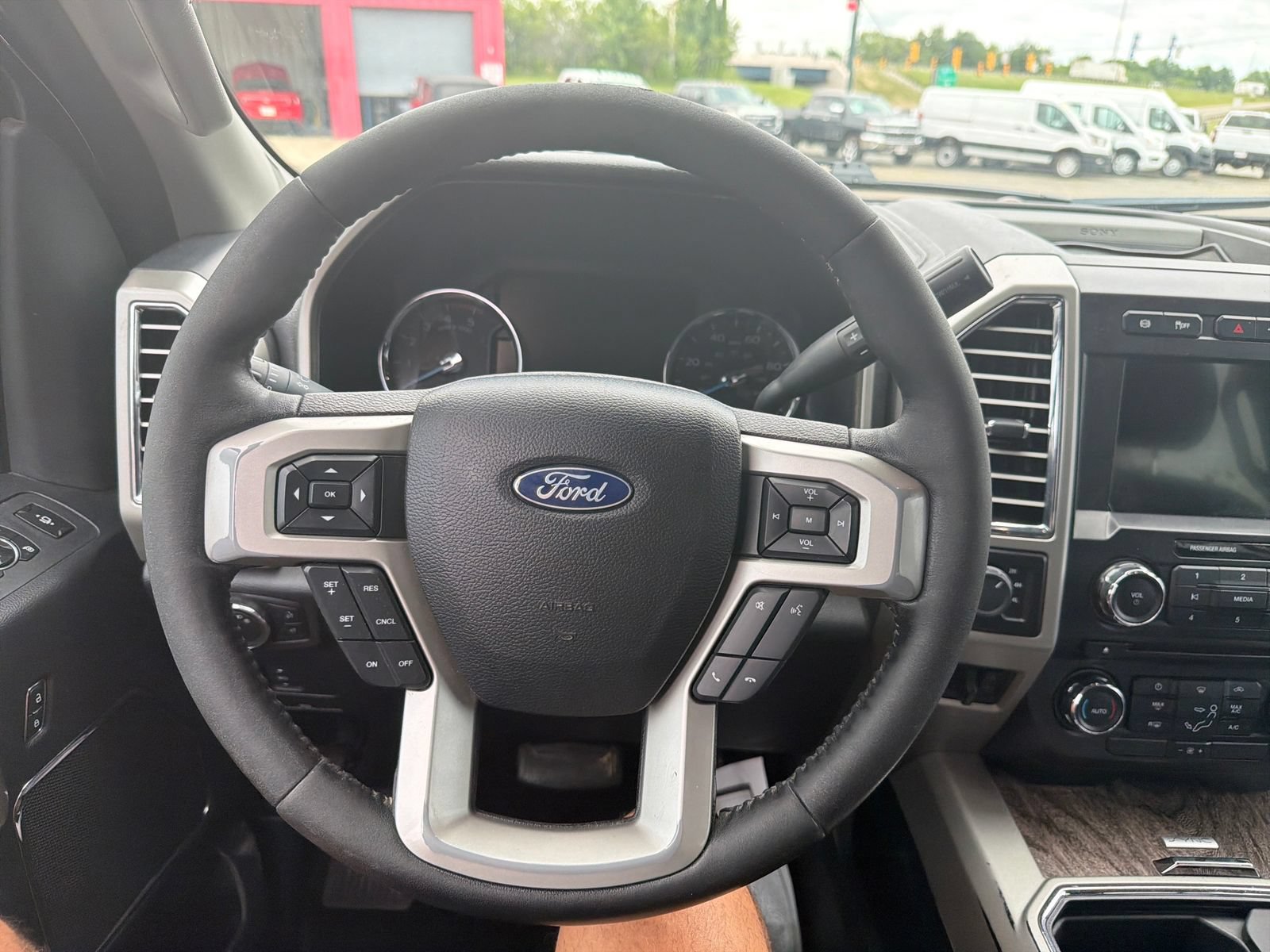 Used 2017 Ford F350 Lariat w/ Chrome Package AWD/4WD image 16