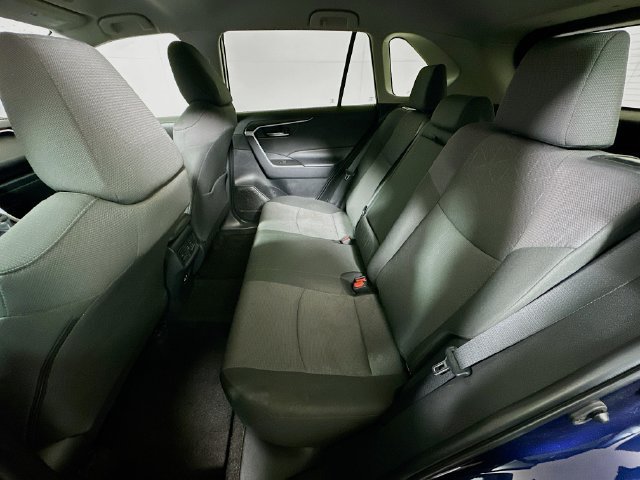 Certified 2025 Toyota RAV4 XLE FWD image 23