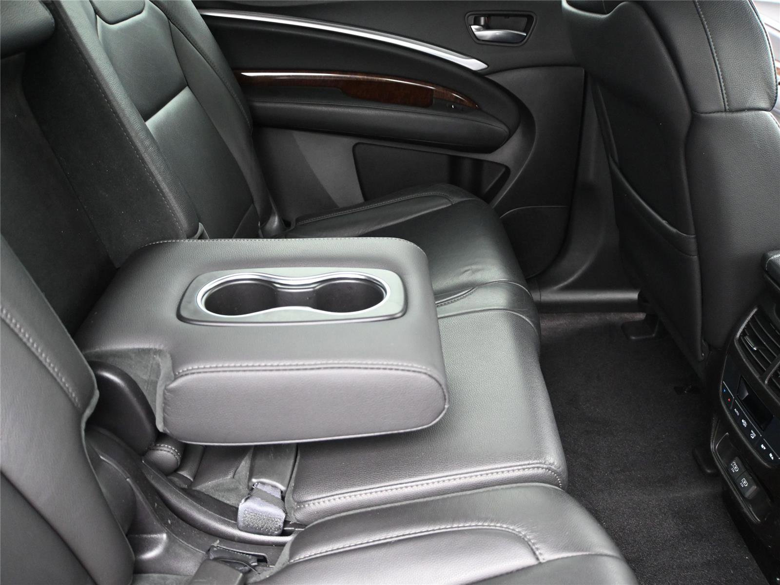 Used 2019 Acura MDX SH-AWD image 21