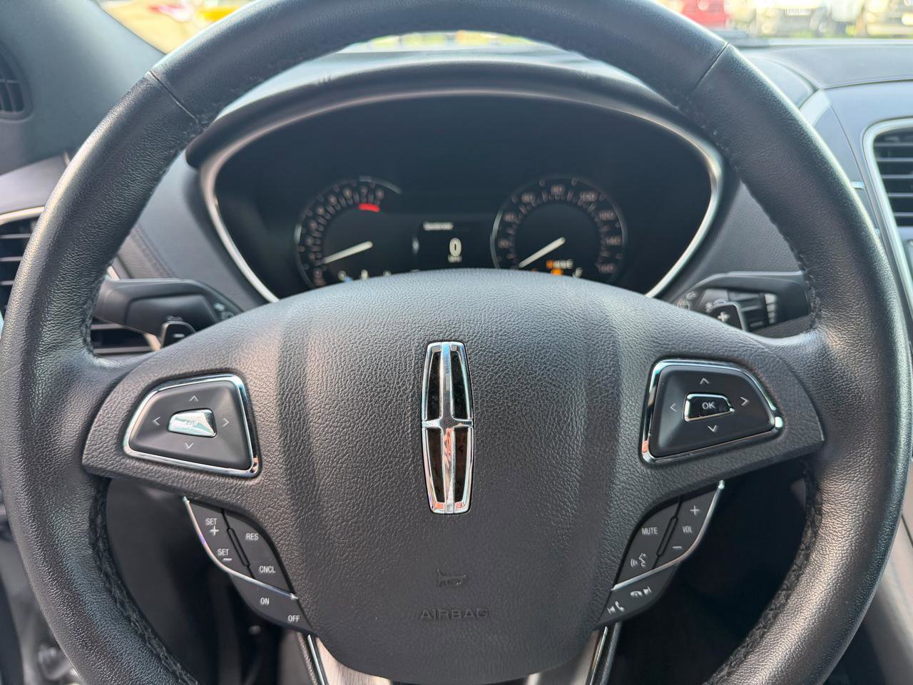 Used 2018 Lincoln MKX Premiere AWD/4WD image 23