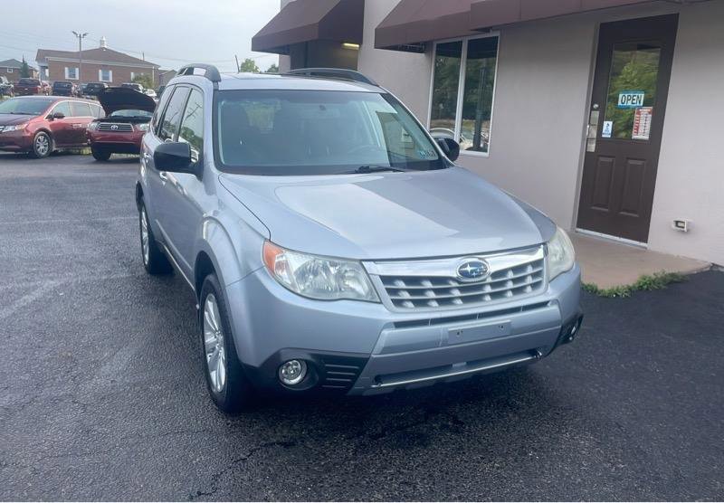 Used 2012 Subaru Forester 2.5X Limited image 3