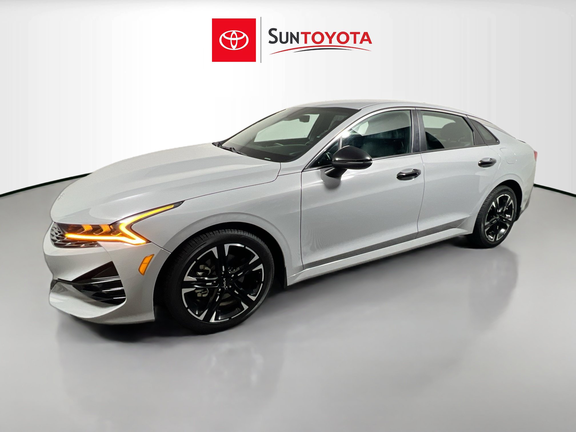 Used 2023 Kia K5 GT-Line w/ GT-Line Premium Package FWD image 9