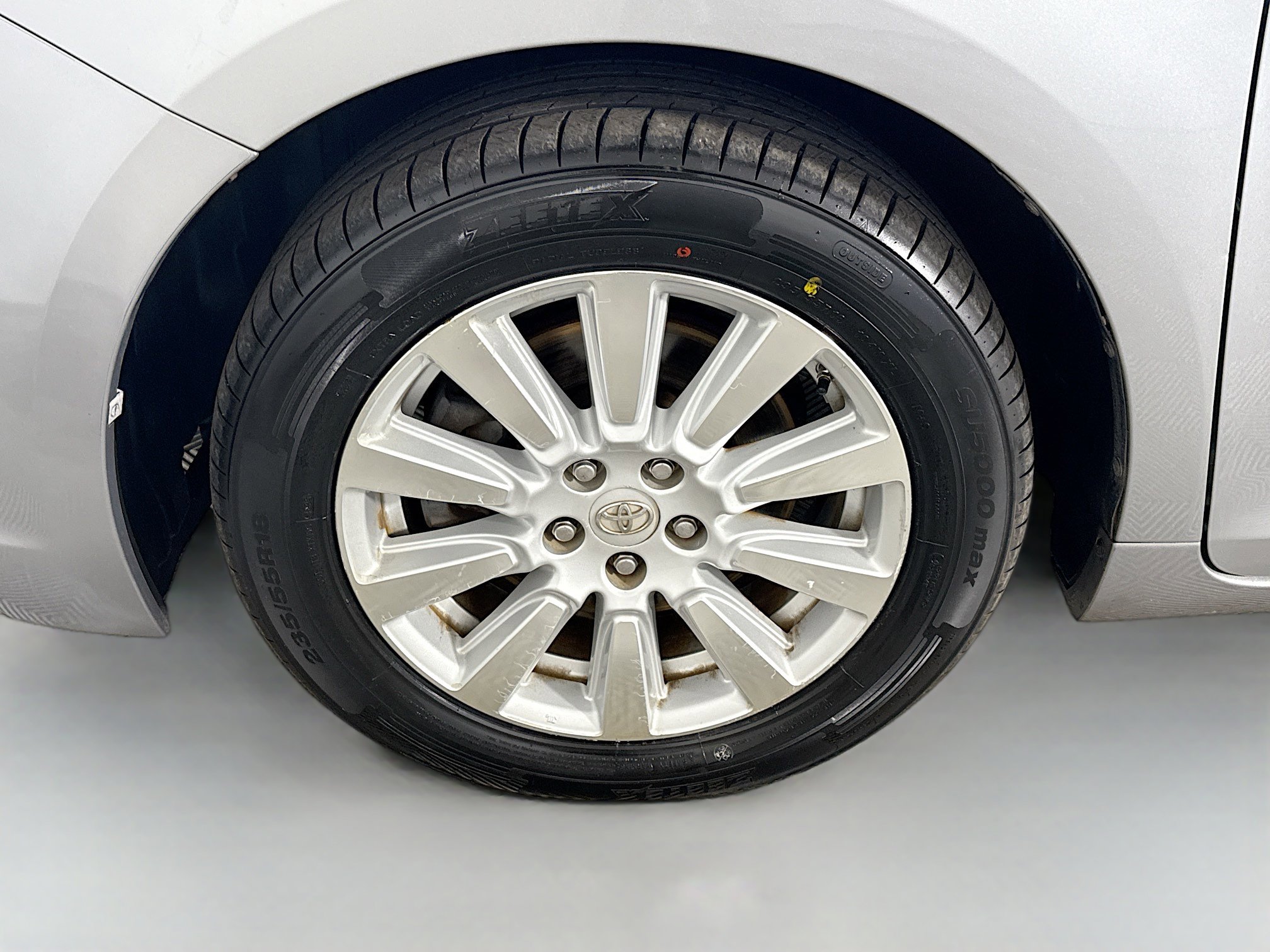 Used 2017 Toyota Sienna Limited Premium image 36