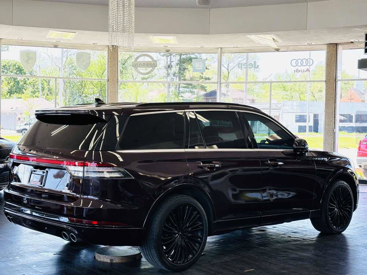 Used 2023 Lincoln Aviator Black Label w/ Dynamic Handling Package AWD/4WD image 7