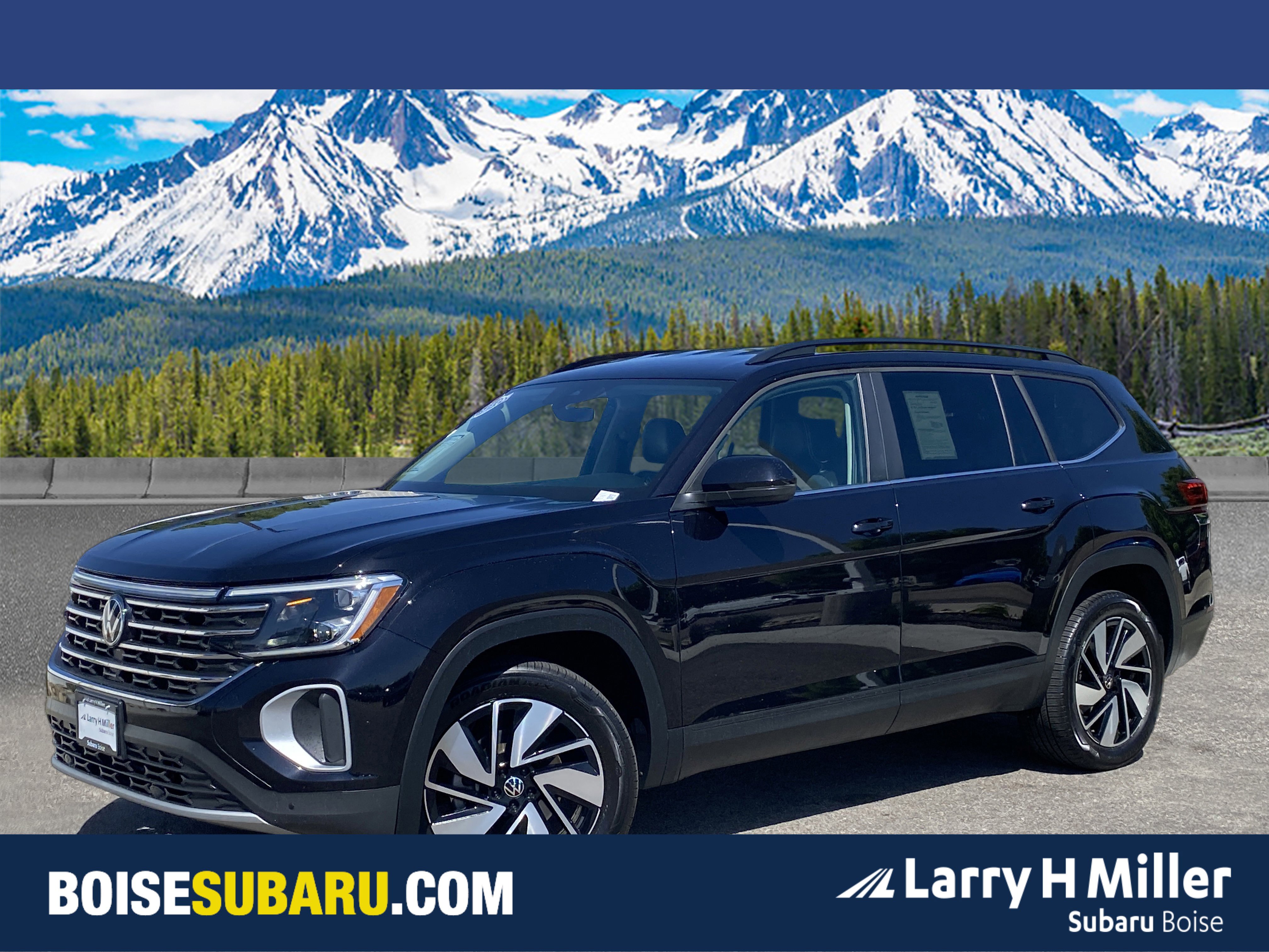 Used 2024 Volkswagen Atlas SE AWD/4WD image 1