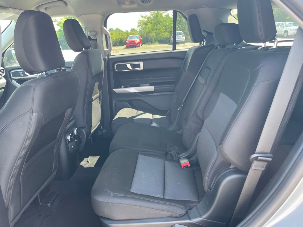 Used 2022 Ford Explorer XLT w/ Class IV Trailer Tow Package image 18