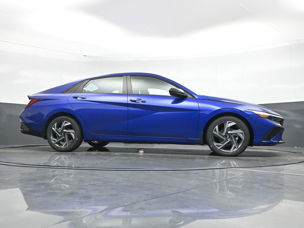New 2025 Hyundai Elantra Sport image 47