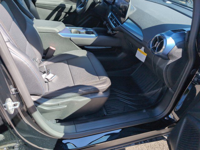 New 2026 Chevrolet Equinox EV LT image 12