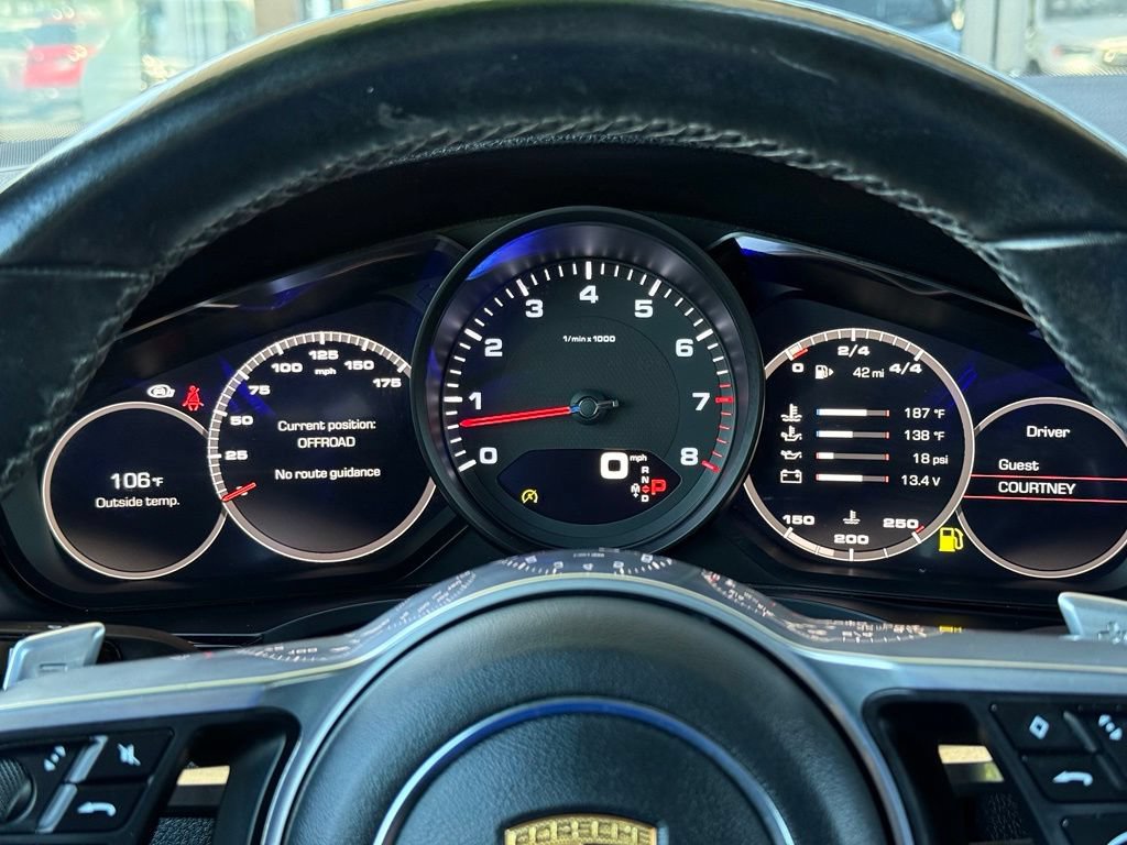 Used 2020 Porsche Cayenne AWD/4WD image 12