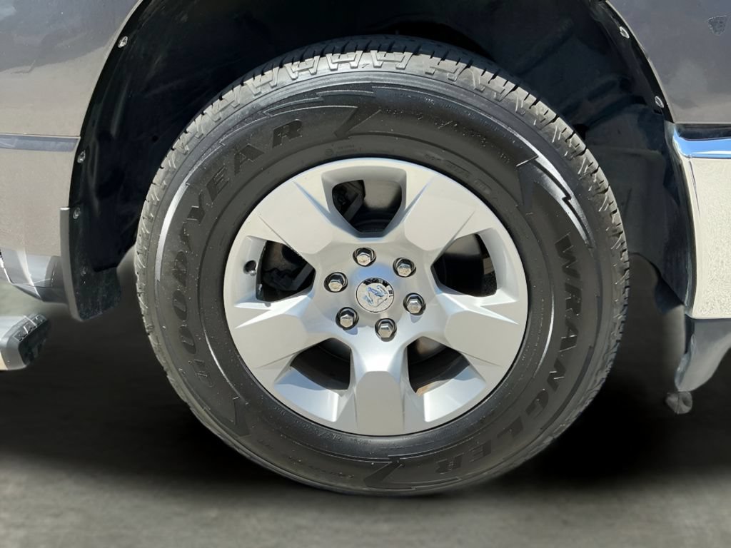 Used 2023 RAM 1500 Big Horn AWD/4WD image 37