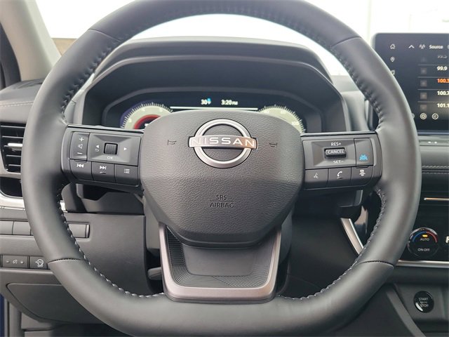 Used 2025 Nissan Rogue SL image 22