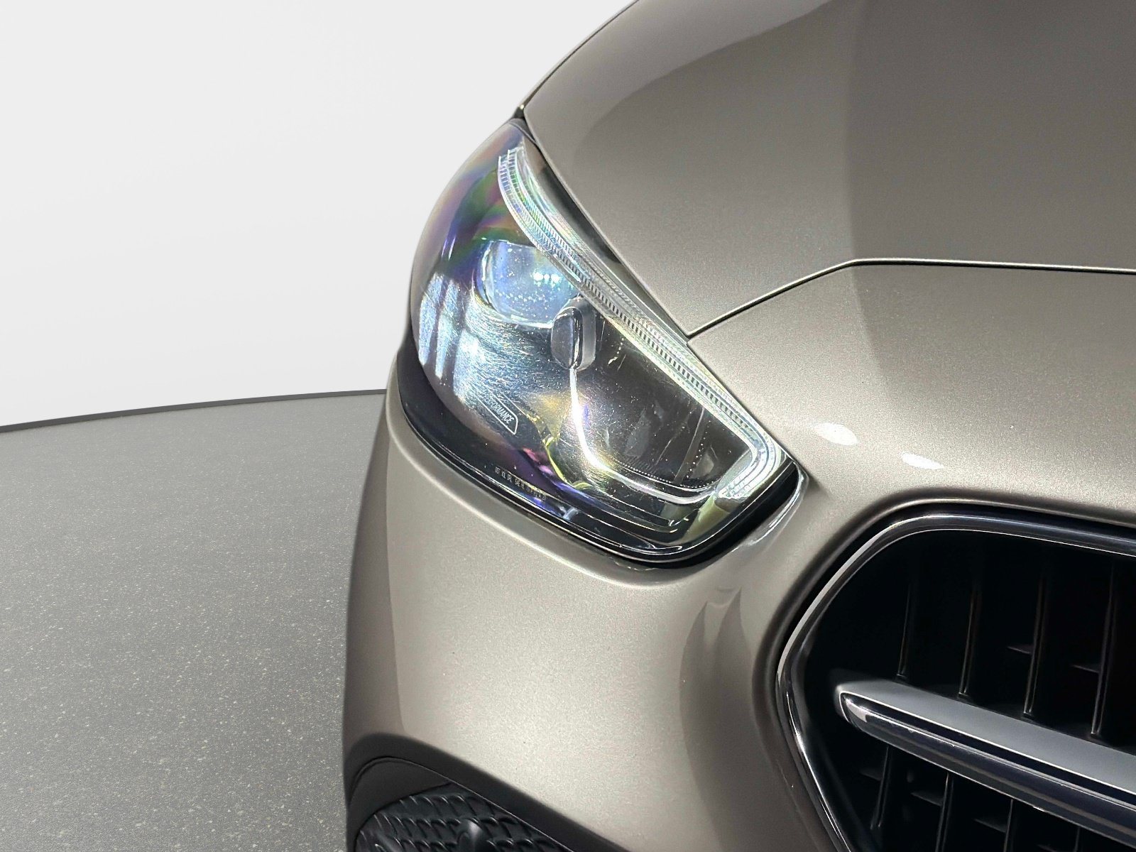 Used 2022 Mercedes-Benz C 300 Sedan image 9
