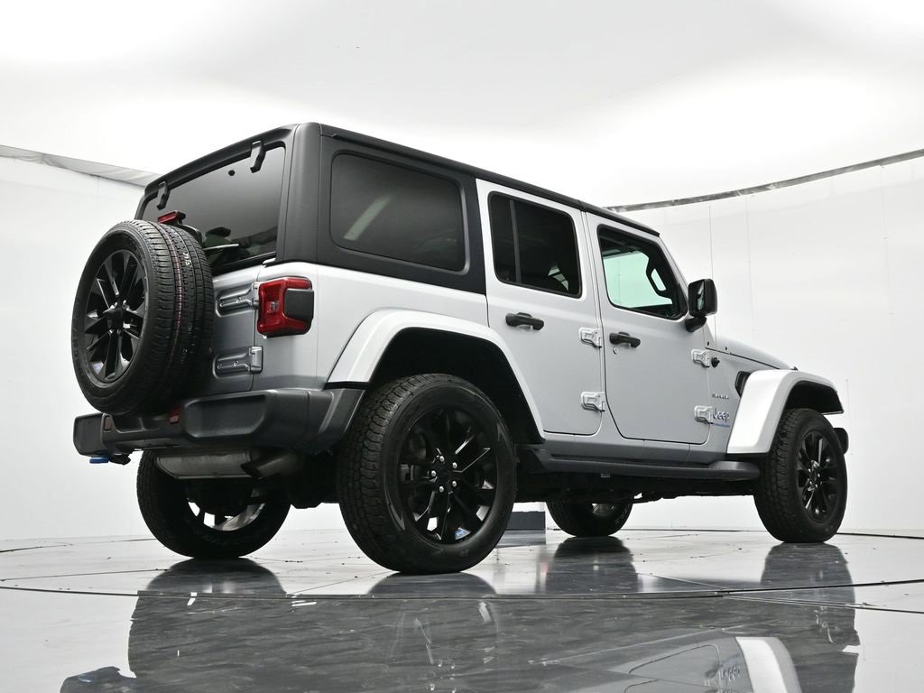 Used 2023 Jeep Wrangler Unlimited Sahara image 52