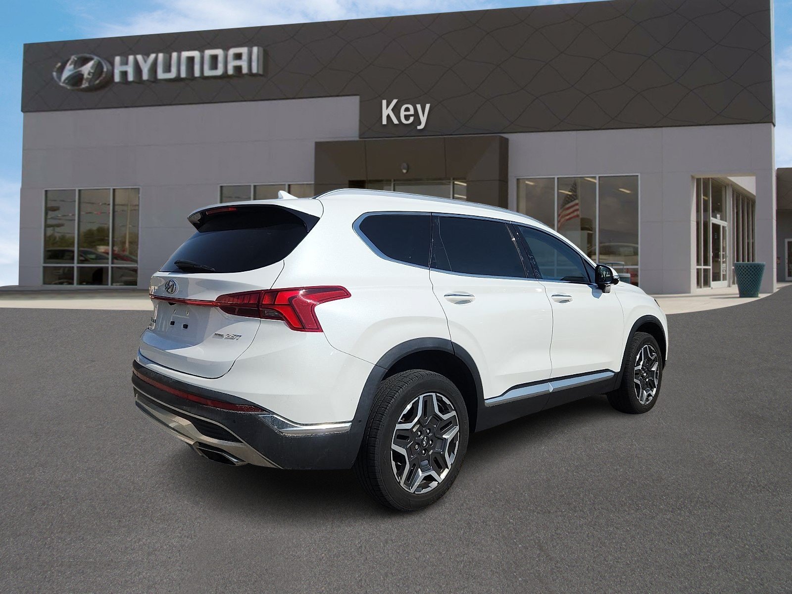 Used 2022 Hyundai Santa Fe Limited AWD/4WD image 4