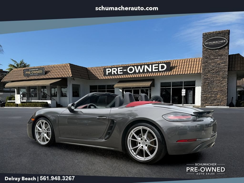 Used 2017 Porsche 718 Boxster RWD image 5