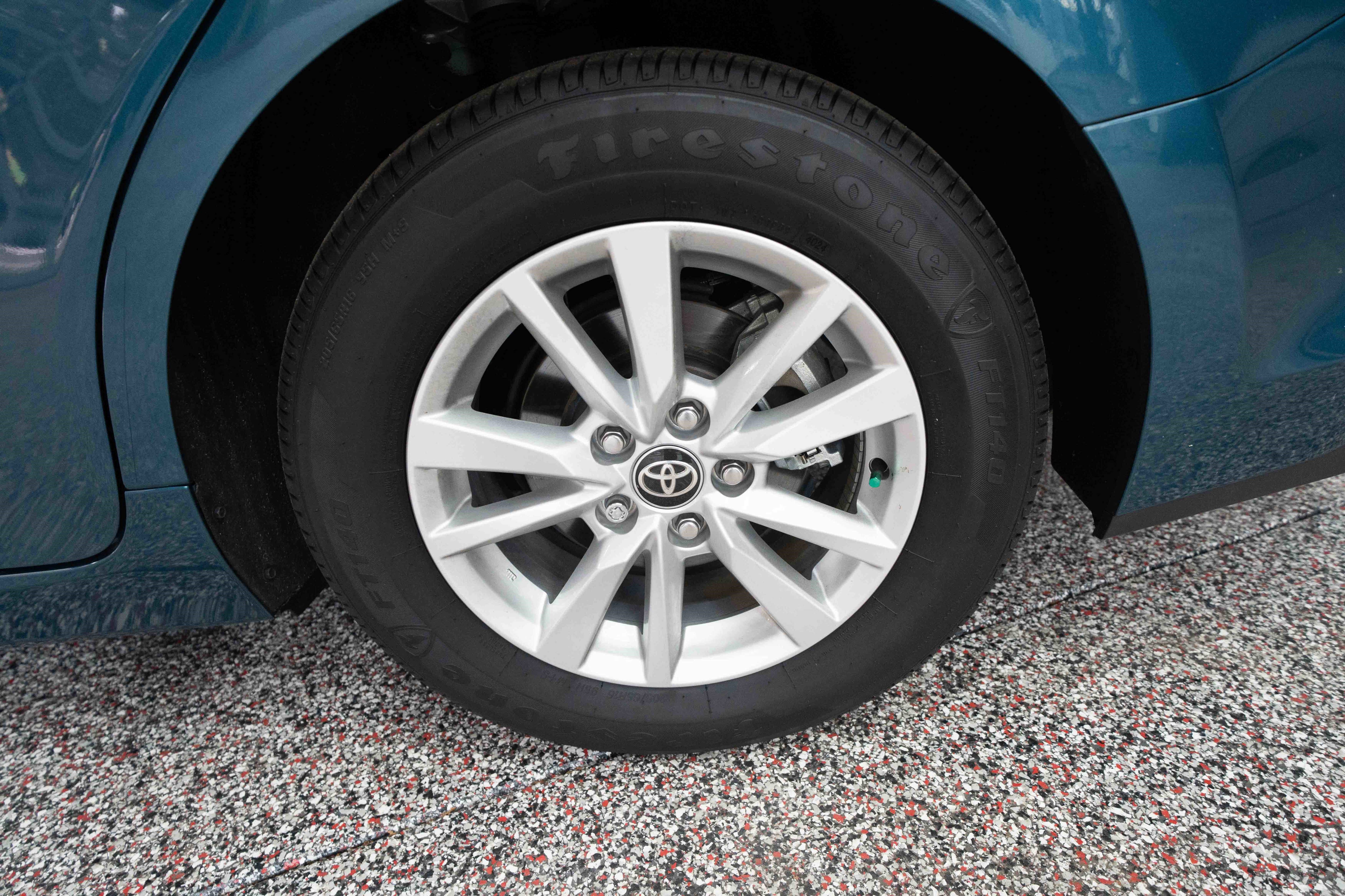 Used 2025 Toyota Camry LE image 28