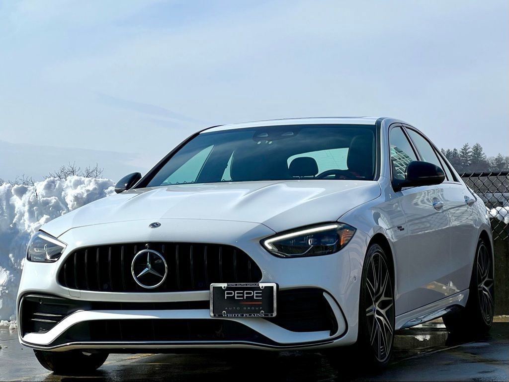 Used 2023 Mercedes-Benz C 43 AMG 4MATIC Sedan image 4