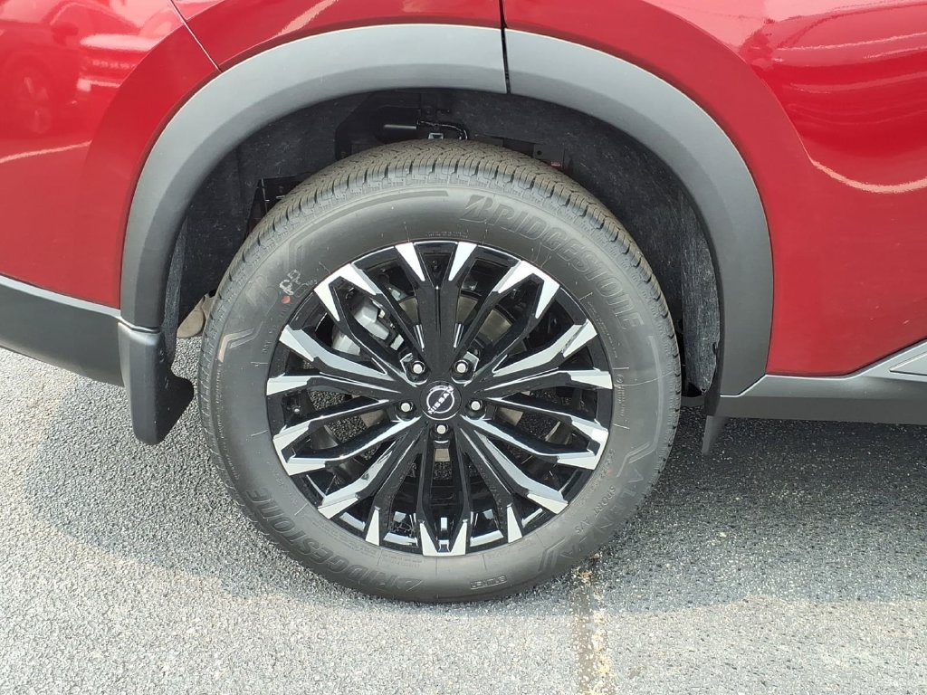 New 2026 Nissan Rogue Dark Armor AWD/4WD image 9