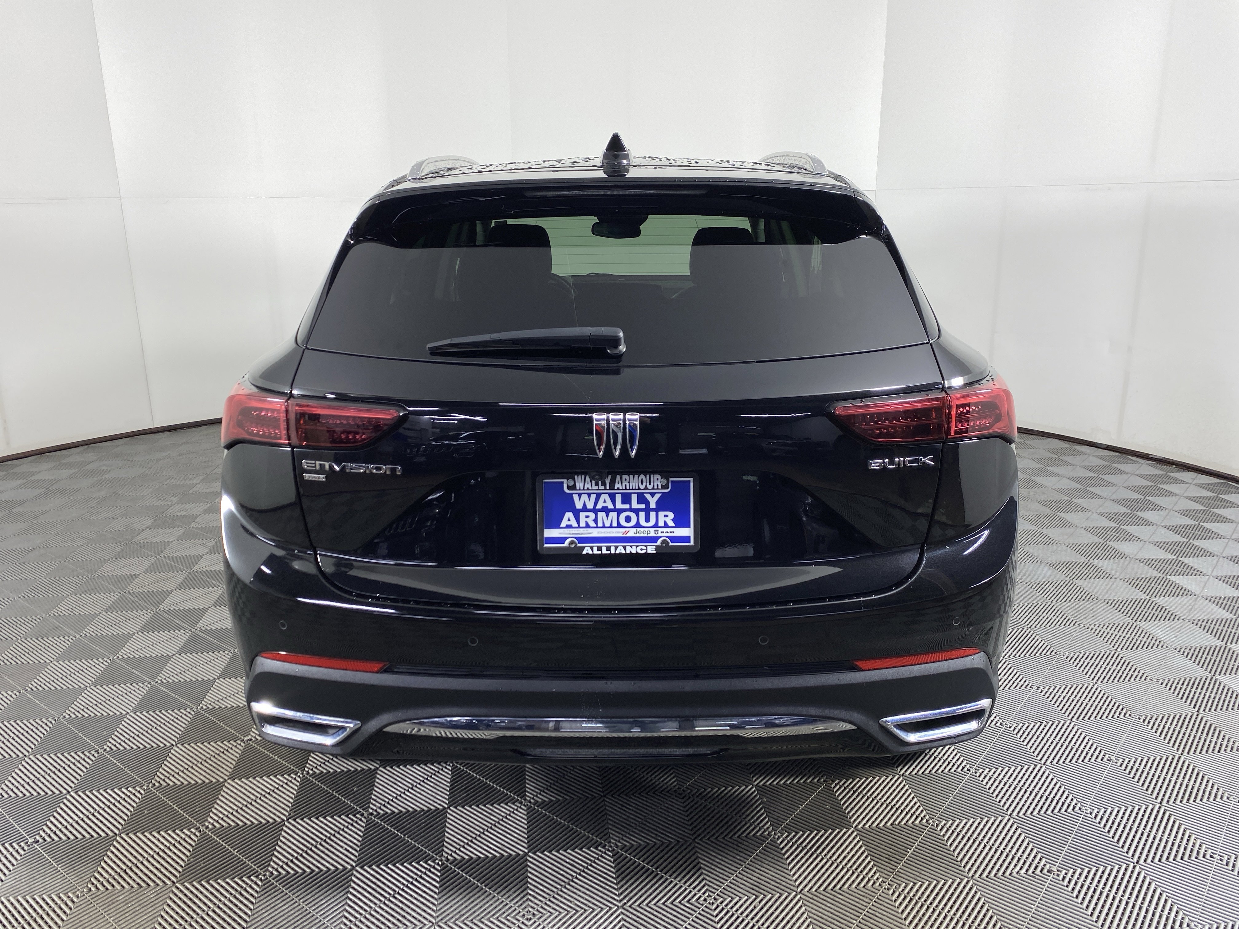 Used 2024 Buick Envision Preferred AWD/4WD image 8