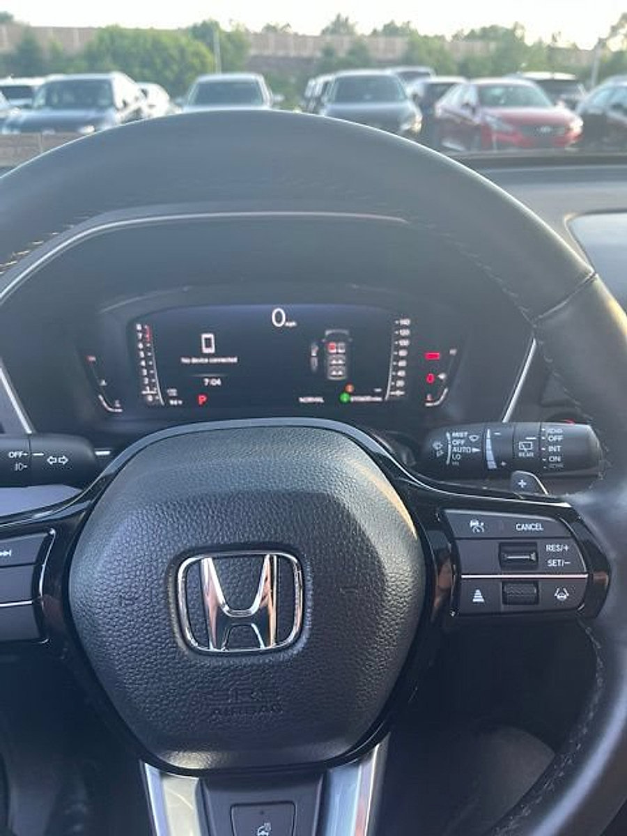 Used 2025 Honda Pilot Elite image 22