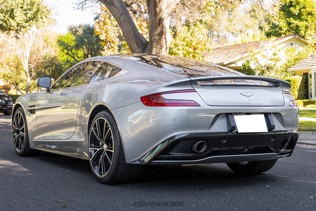 Used 2014 Aston Martin Vanquish Coupe RWD image 6