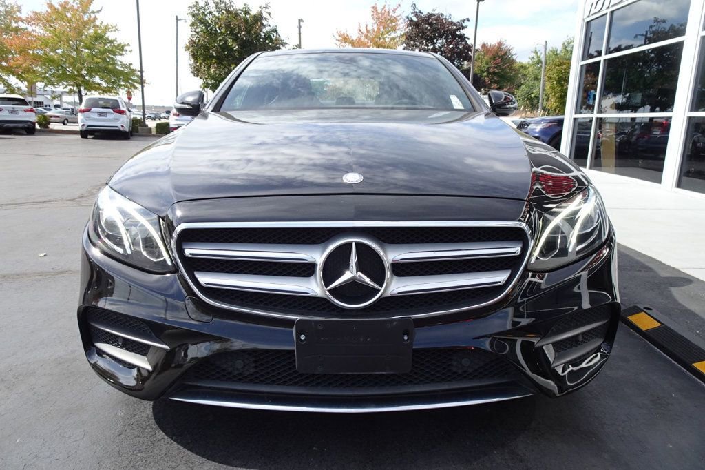 Used 2017 Mercedes-Benz E 300 4MATIC image 3