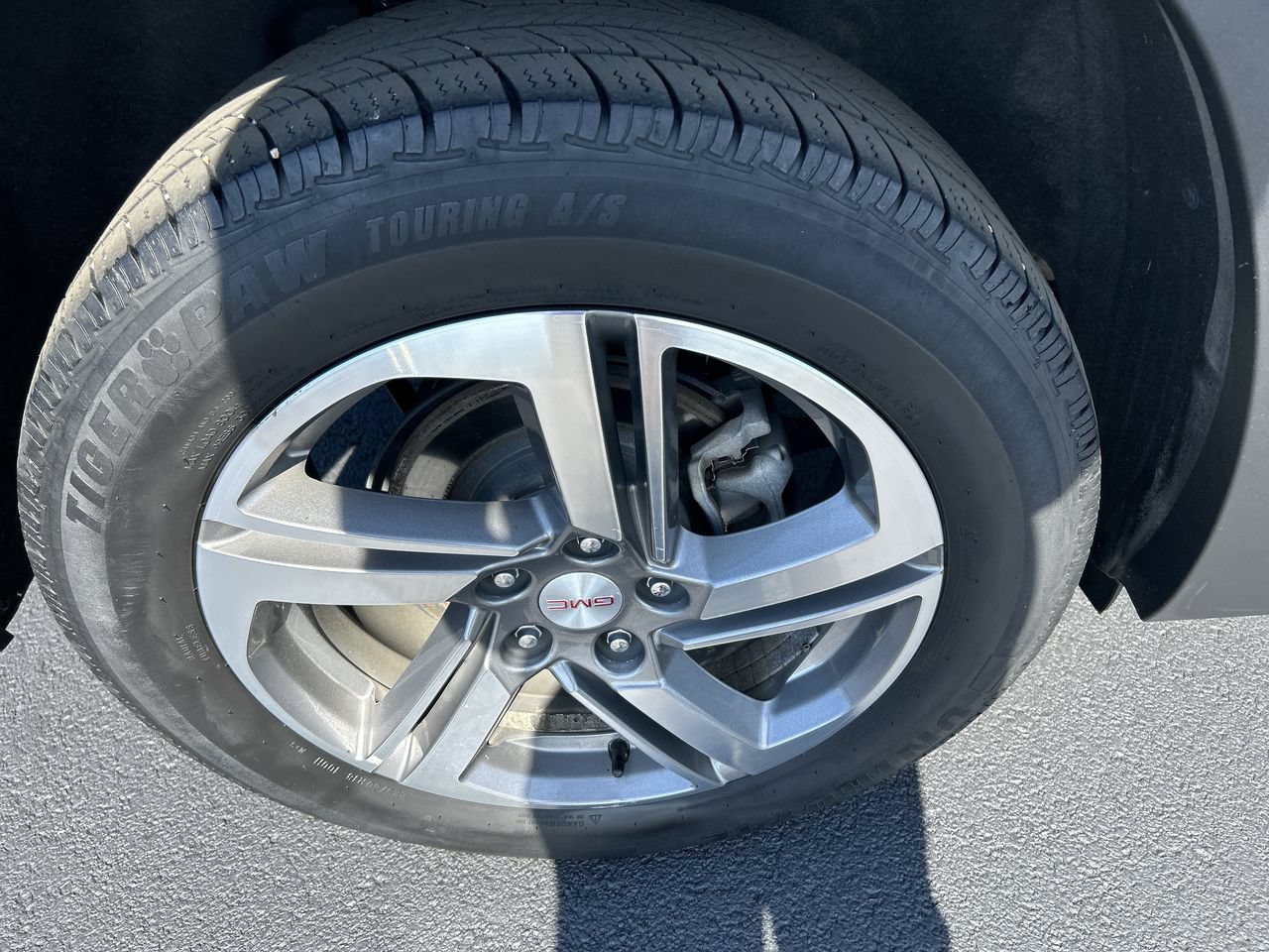 Used 2019 GMC Terrain SLT w/ Preferred Package AWD/4WD image 9