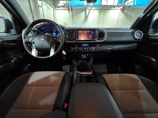 Used 2021 Toyota Tacoma TRD Off-Road AWD/4WD image 14
