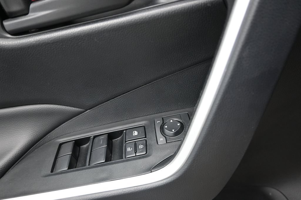 Used 2024 Toyota RAV4 LE AWD/4WD image 18