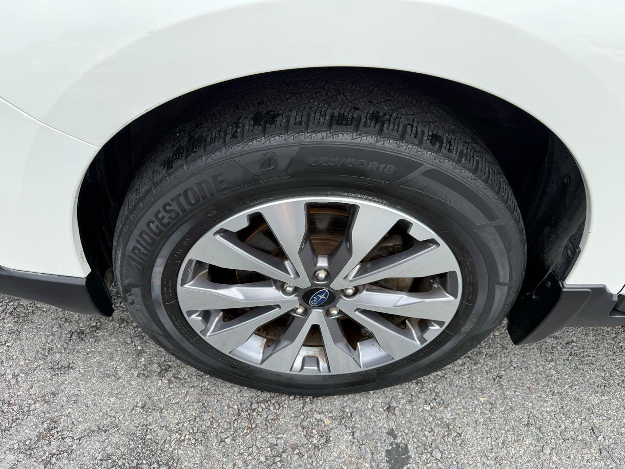 Used 2017 Subaru Outback 3.6R Touring w/ Popular Package #5A AWD/4WD image 43