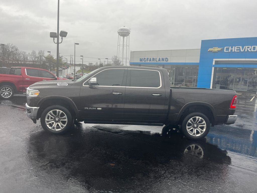 Used 2019 RAM 1500 Limited AWD/4WD image 2