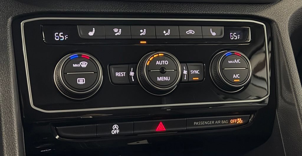 Used 2023 Volkswagen Atlas SE AWD/4WD image 20