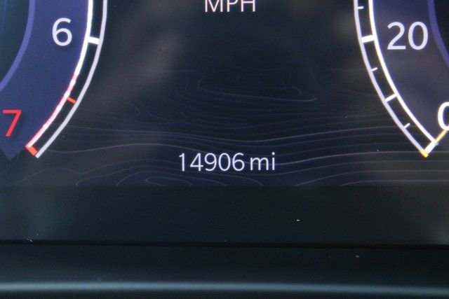 Used 2024 Jeep Grand Cherokee Laredo image 29