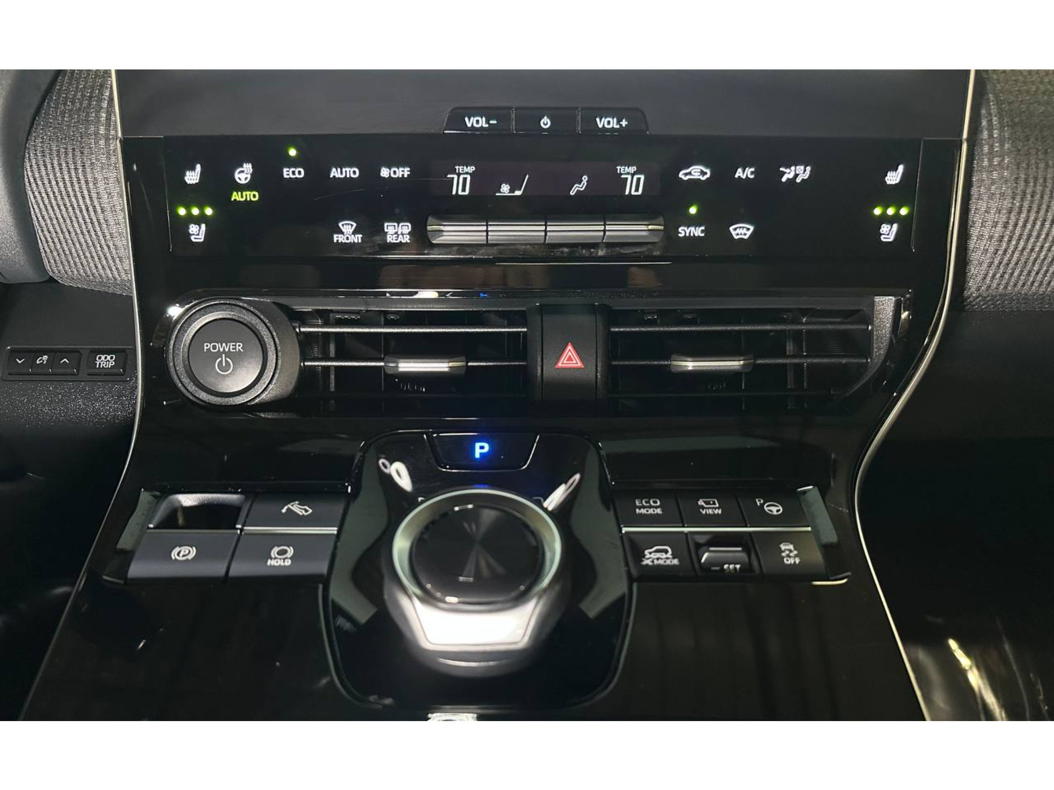 Used 2025 Toyota bZ4X AWD image 31