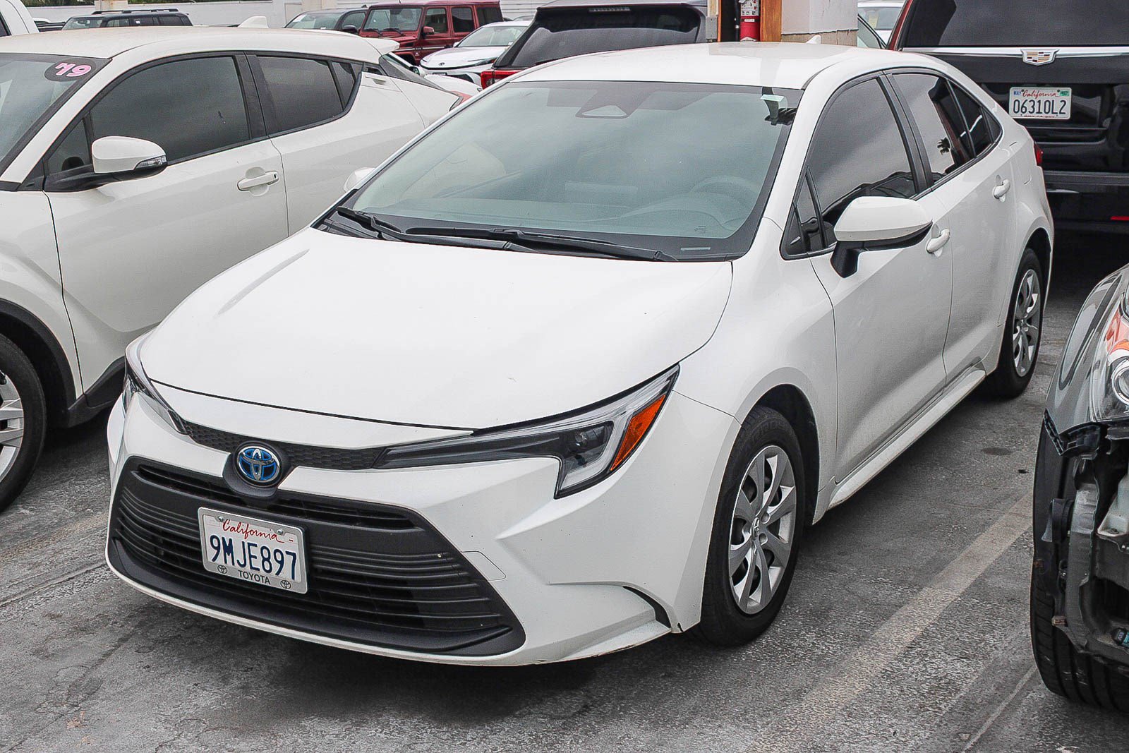 Certified 2024 Toyota Corolla LE FWD image 5