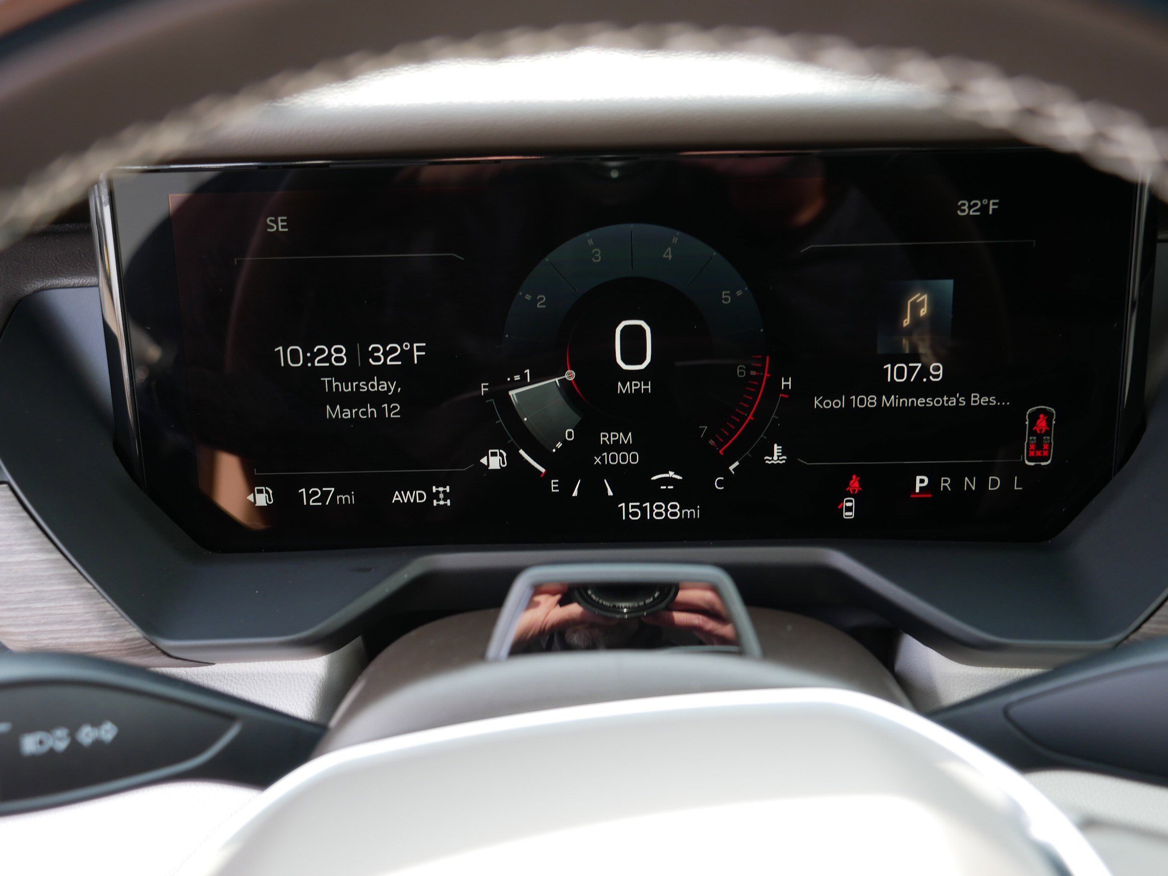 Certified 2025 GMC Acadia Denali w/ Super Cruise Package image 21