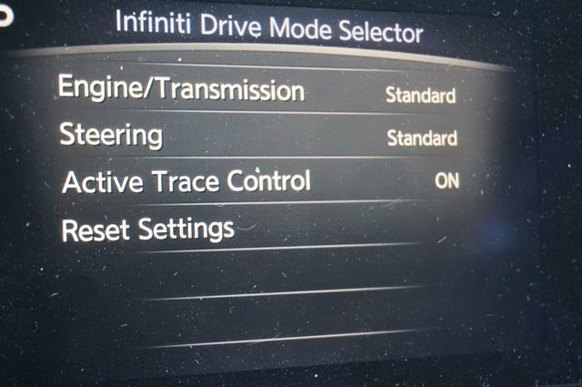 Used 2017 INFINITI Q60 3.0t w/ Cargo Package RWD image 25