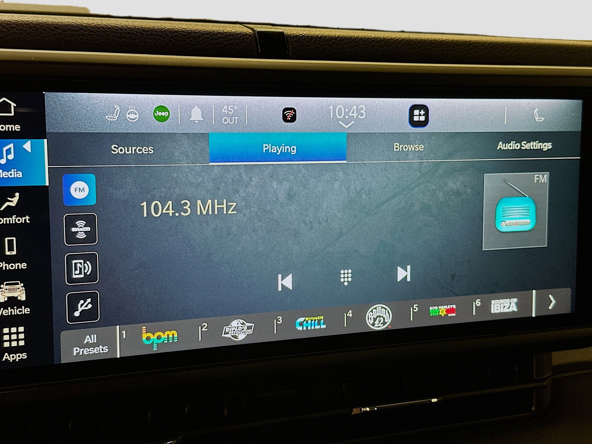 Used 2024 Jeep Wrangler Sport S w/ Dual Top Group image 21