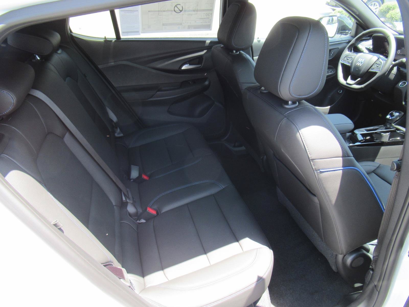 New 2026 Buick Envista Sport Touring w/ Convenience I Package FWD image 28