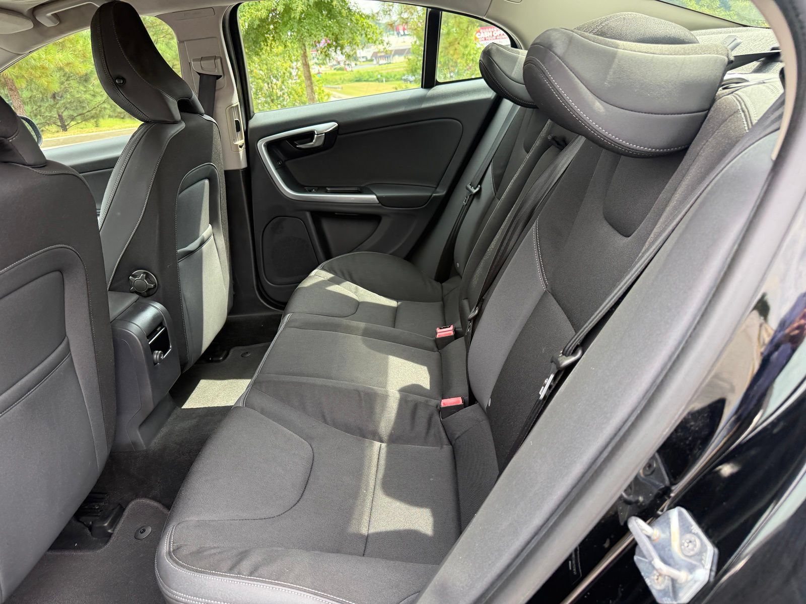 Used 2014 Volvo S60 T5 FWD image 37