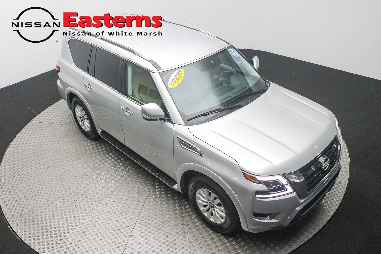 Used 2024 Nissan Armada SV image 3