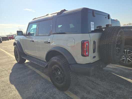 Used 2025 Ford Bronco Outer Banks w/ Sasquatch Package image 11