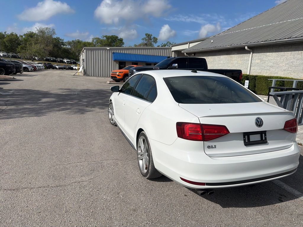 Used 2015 Volkswagen Jetta GLI SE image 6