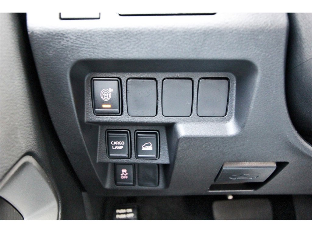 Certified 2024 Nissan Frontier SV w/ Technology Package image 17